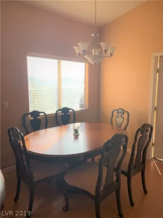 Photo #4: 2068840 Listing