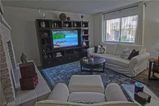 Photo #1: 2069082 Listing 