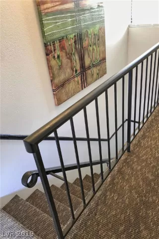 Photo #5: 2069082 Listing 