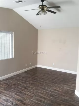 Photo #1: 2069083 Listing