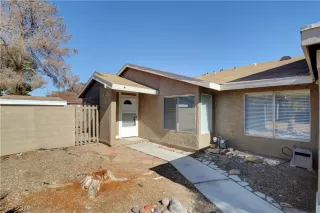 Photo #4: 2069135 Listing