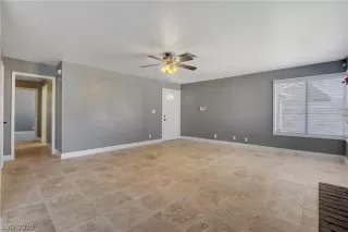 Photo #5: 2069135 Listing