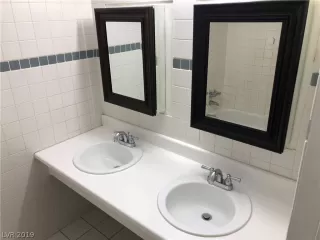 Photo #6: 2069151 Listing 