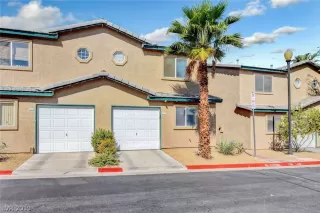 Photo #1: 2069196 Listing