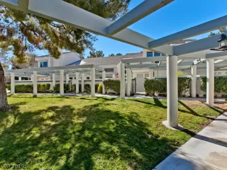 Photo #1: 2069246 Listing