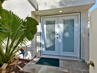 Photo #3: 2069246 Listing