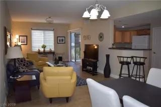 Photo #3: 2069270 Listing