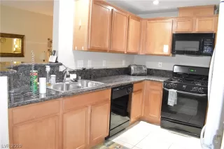 Photo #6: 2069270 Listing