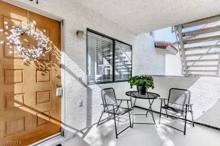 Photo #2: 2069350 Listing