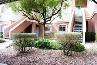 Photo #1: 2069353 Listing