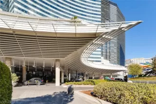 Photo #4: 2069369 Listing