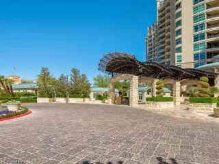 Photo #2: 2069422 Listing 