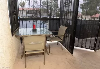 Photo #5: 2069425 Listing