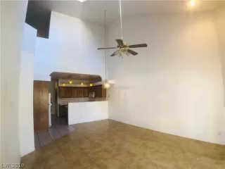 Photo #2: 2069470 Listing 