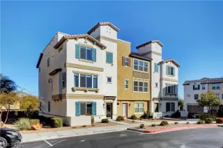 Photo #1: 2069517 Listing