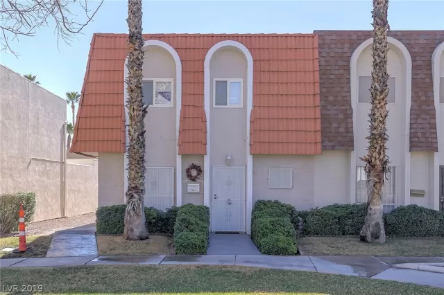 MLS: 2069522 Condo For Sale