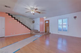 Photo #5: 2069522 Listing 