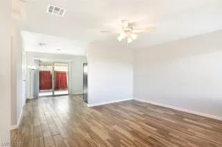 Photo #3: 2069549 Listing