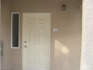 Photo #3: 2069571 Listing