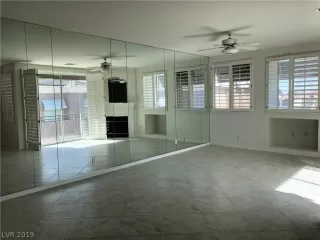 Photo #4: 2069590 Listing 