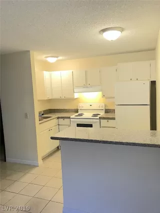 Photo #2: 2069606 Listing 