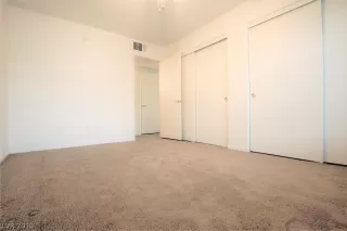 Photo #6: 2069641 Listing