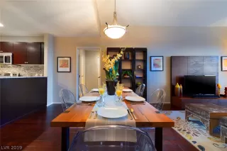 Photo #4: 2069660 Listing 