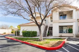 Photo #4: 2069663 Listing