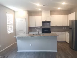 Photo #5: 2069667 Listing 