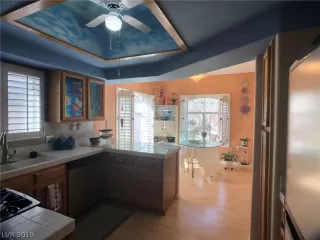 Photo #3: 2069746 Listing