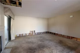 Photo #3: 2069793 Listing