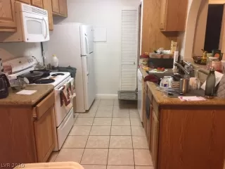 Photo #4: 2069858 Listing