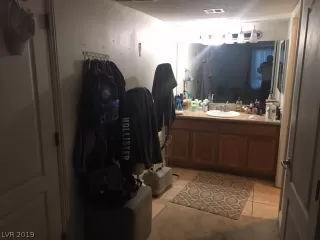 Photo #6: 2069858 Listing