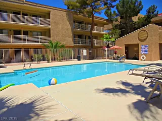 Photo #2: 2069934 Listing 