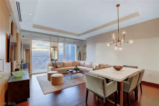 Photo #4: 2069964 Listing