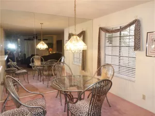 Photo #6: 2069982 Listing 