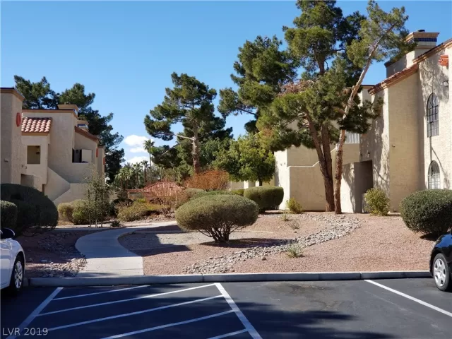 MLS: 2070016 Condo For Sale