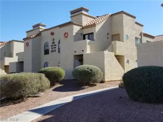 Photo #4: 2070016 Listing 