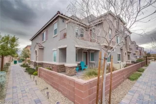 Photo #3: 2070021 Listing