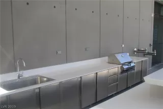 Photo #4: 2070037 Listing