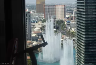 Photo #6: 2070037 Listing