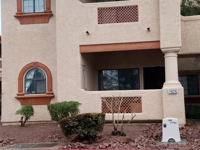 MLS: 2070069 Condo For Sale