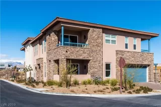 Photo #1: 2070113 Listing