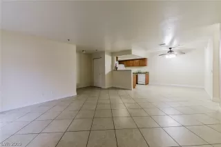 Photo #3: 2070129 Listing 