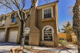 Photo #1: 2070141 Listing