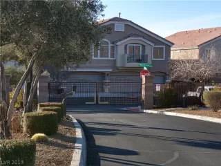 Photo #1: 2070172 Listing 