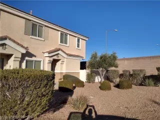 Photo #5: 2070172 Listing 