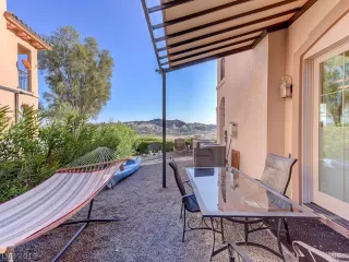 Photo #3: 2070186 Listing