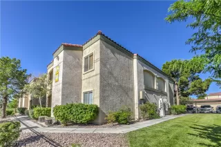 Photo #2: 2070204 Listing 