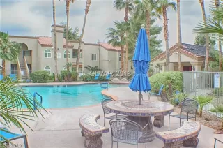 Photo #2: 2070255 Listing